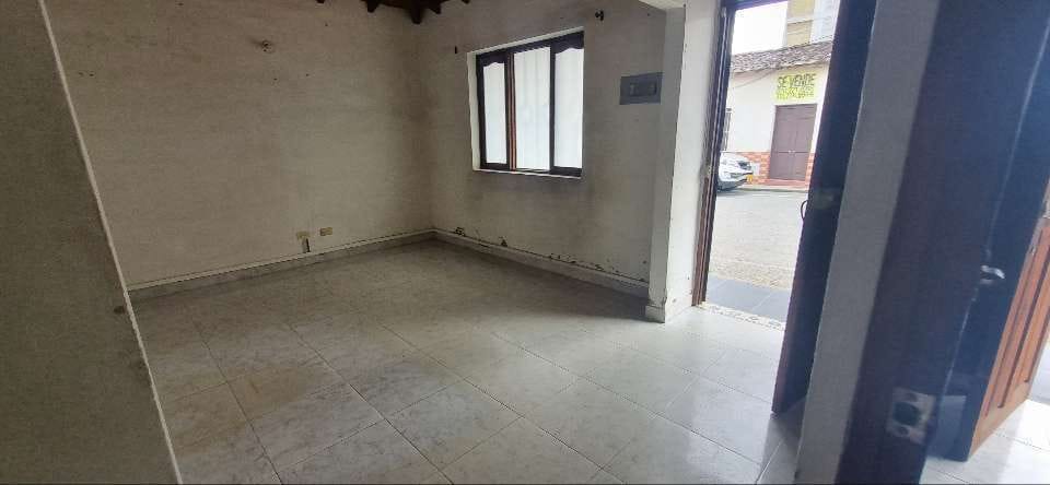 Casa de 4 alcobas en venta en La Ceja, 191 m² · foto 8 de 12