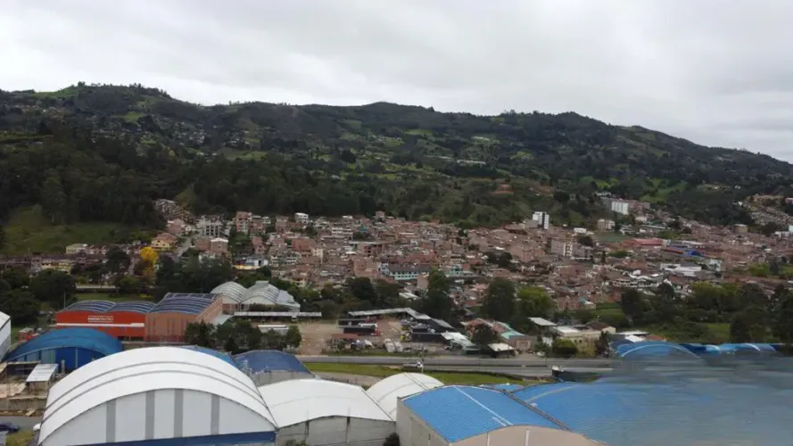 Lote en venta en Guarne, 21000 m² · foto 7 de 14
