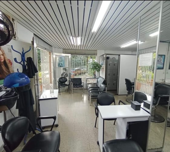 Local en venta en Nueva Villa De Aburrá, Medellín, 39 m² · foto 3 de 9