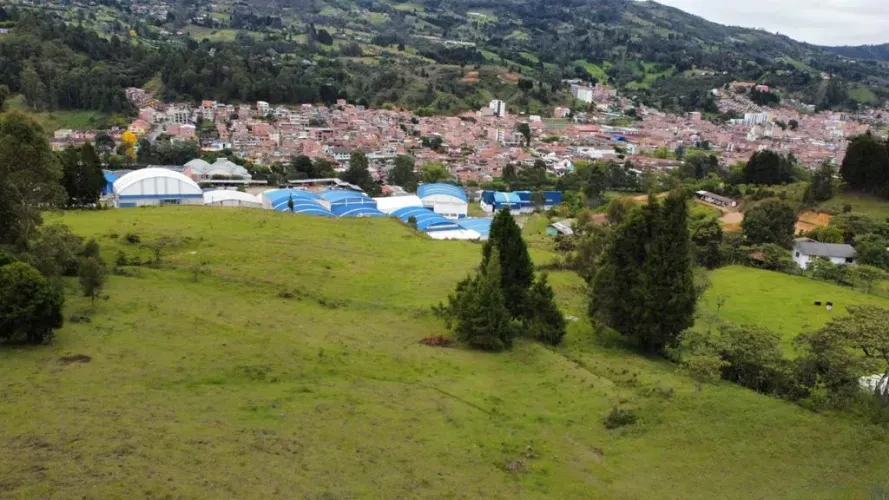 Lote en venta en Guarne, 21000 m² · foto 12 de 14