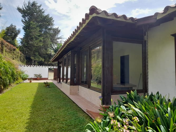 Finca en venta en El Carmen De Viboral, El Carmen de Viboral, 3850 m² · foto 8 de 24