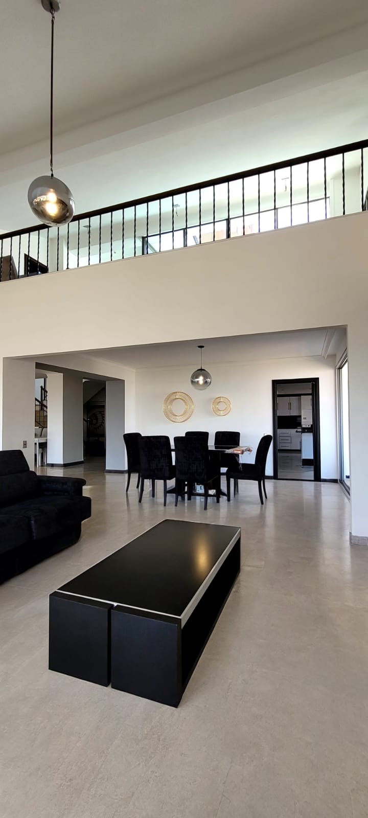 Apartamento en venta en El Poblado, Medellín · foto 4 de 15