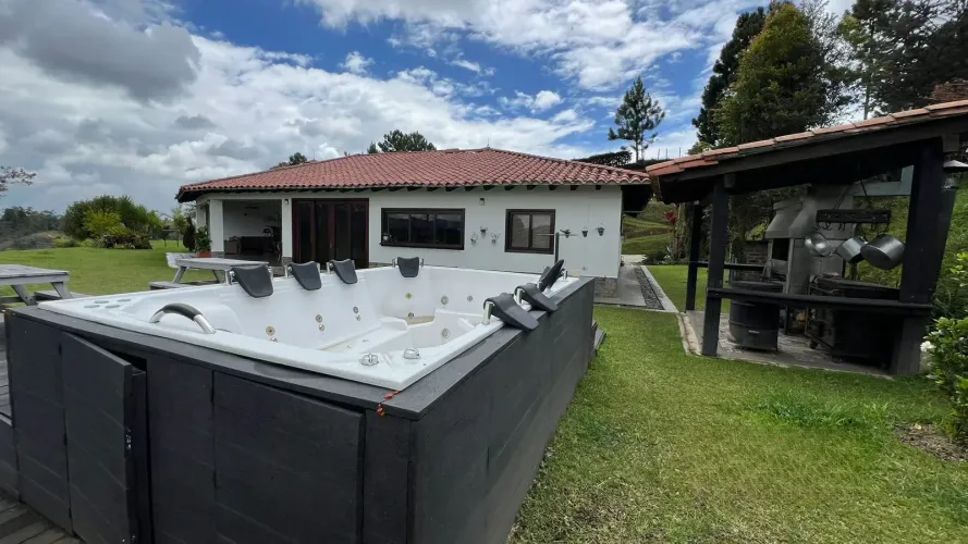 Casa de 5 alcobas en venta en La Mosquita, Guarne, 500 m² · foto 7 de 24