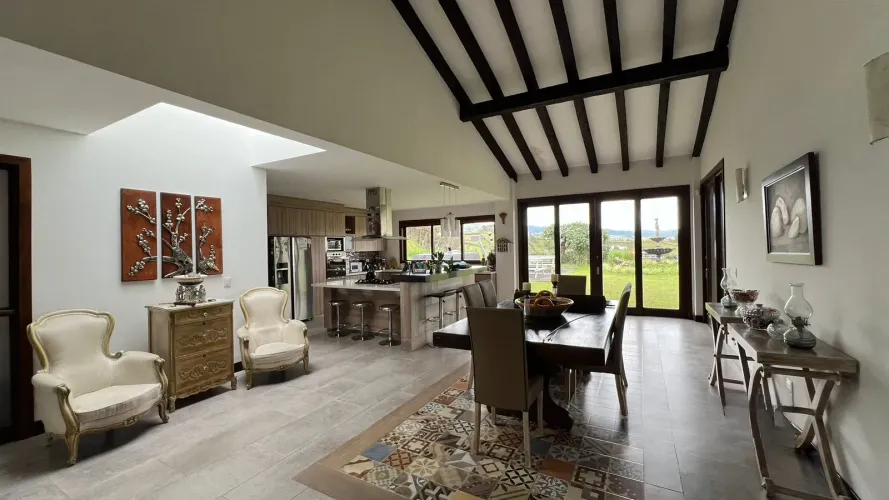 Casa de 5 alcobas en venta en La Mosquita, Guarne, 500 m² · foto 13 de 24