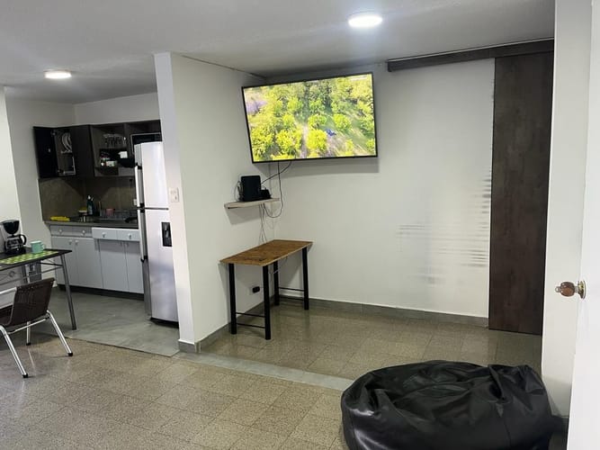 Apartamento de 3 alcobas en venta en La Candelaria, Medellín, 295 m² · foto 7 de 18