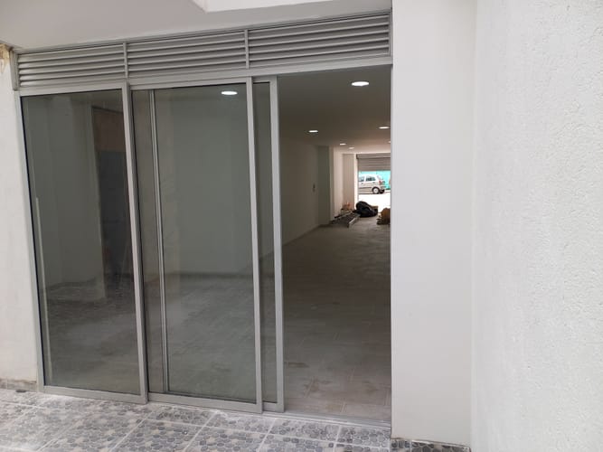 Local en venta en Altavista, Medellín, 102 m² · foto 9 de 13