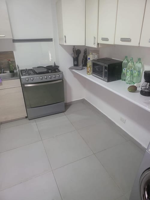 Apartamento de 3 alcobas en venta en La Candelaria, Medellín, 295 m² · foto 9 de 18