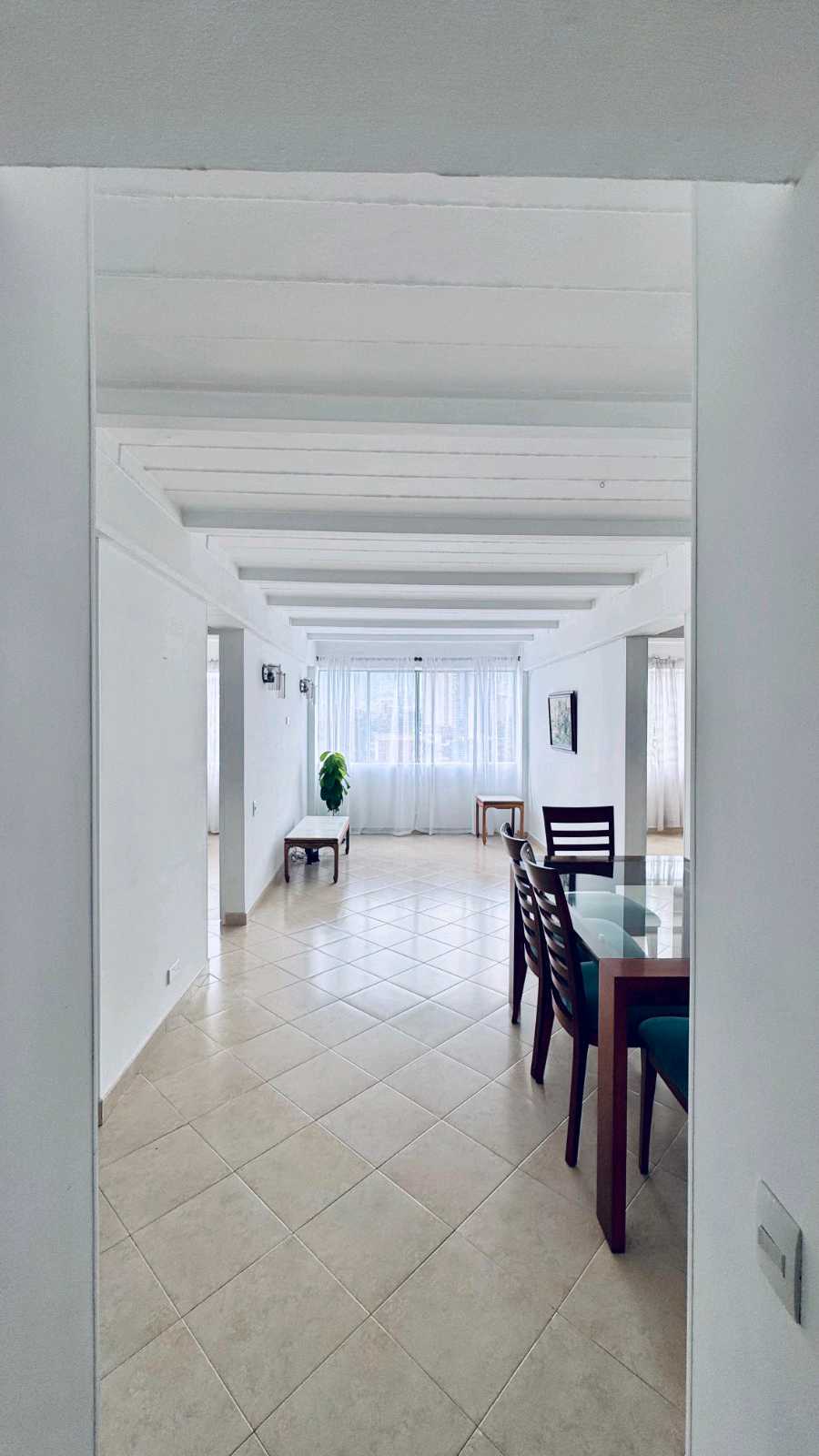 Apartamento en venta en El Poblado, Medellín · foto 5 de 17