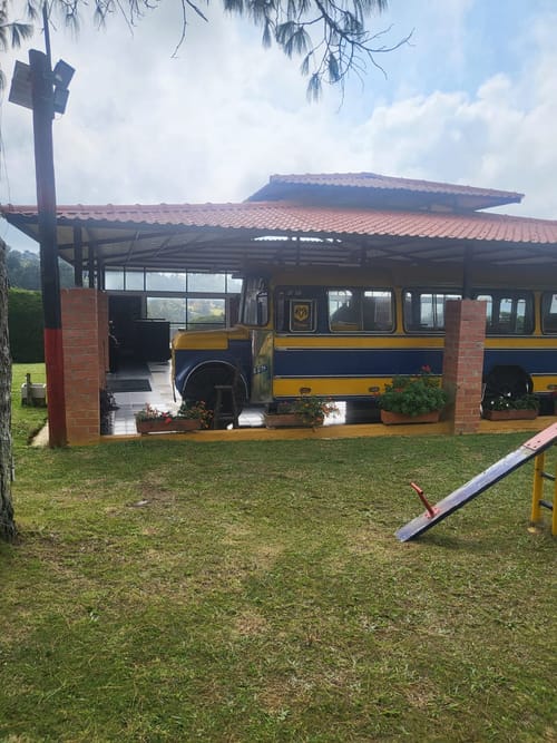 Casa de 3 alcobas en venta en La Mejia, Guarne · foto 3 de 5