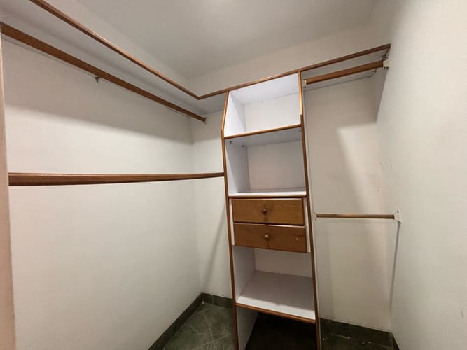 Apartamento de 3 alcobas en venta en Las Lomitas, Sabaneta, 93 m² · foto 7 de 18