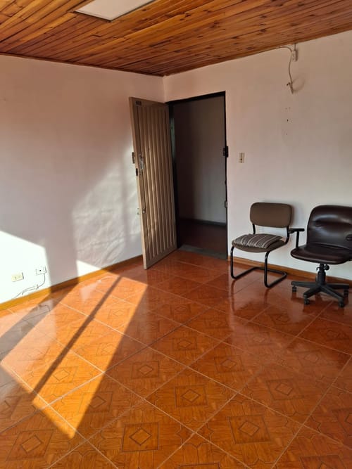 Oficina en venta en San Benito, Medellín, 20 m² · foto 4 de 8