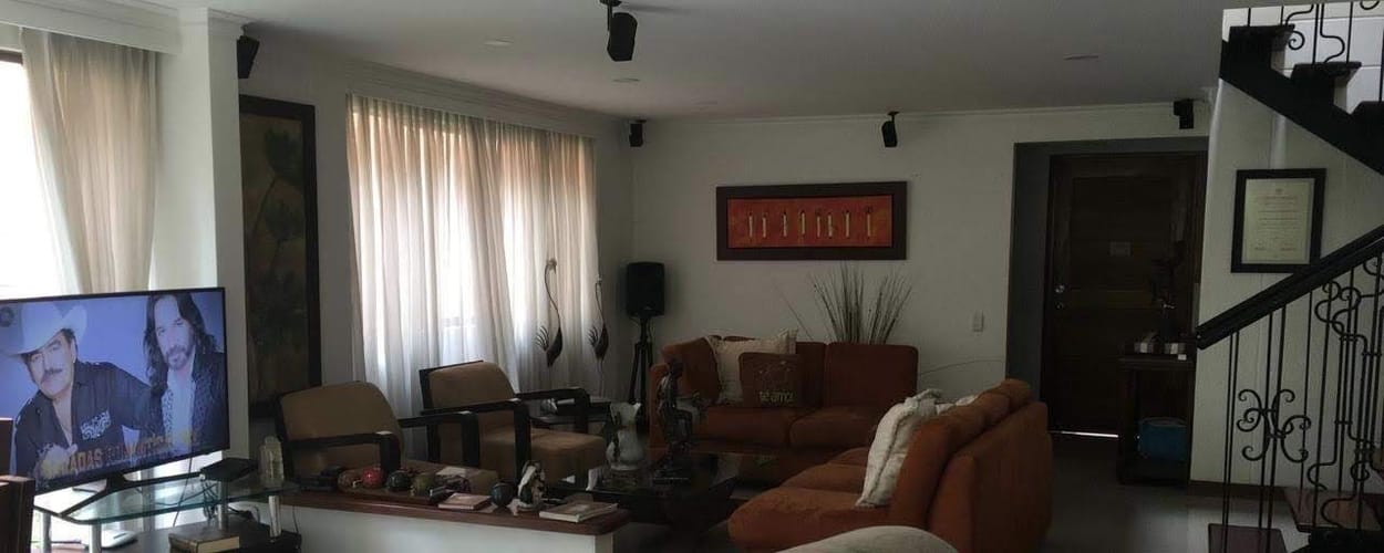Casa de 5 alcobas en venta en La Aldea, La Estrella, 305 m² · foto 2 de 13