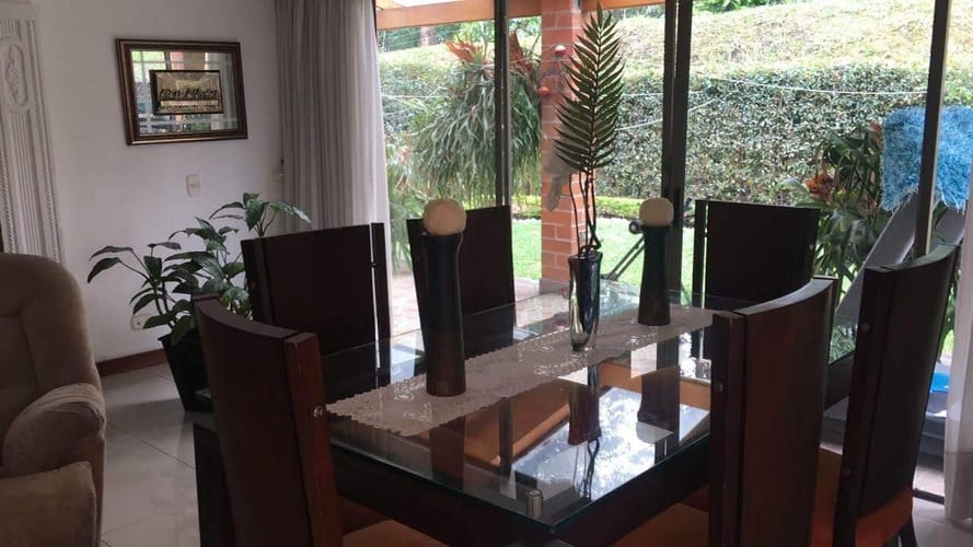 Casa de 5 alcobas en venta en La Aldea, La Estrella, 305 m² · foto 8 de 13