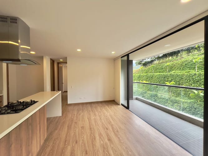 Apartamento de 2 alcobas en venta en Cabecera San Antonio De Prado, Medellín, 67 m² · foto 4 de 24