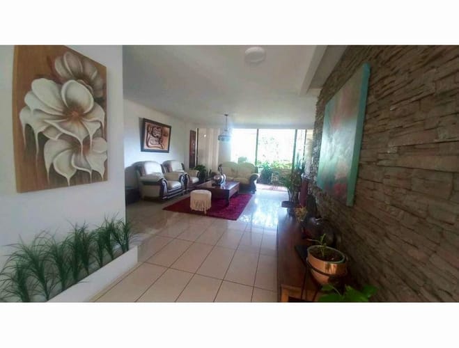 Apartamento de 3 alcobas en venta en La Florida, Medellín, 167 m² · foto 5 de 20