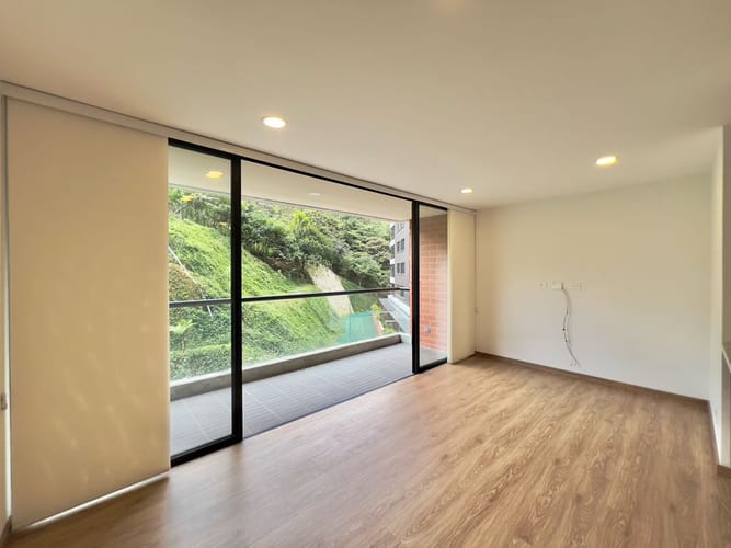 Apartamento de 2 alcobas en venta en Cabecera San Antonio De Prado, Medellín, 67 m² · foto 6 de 24