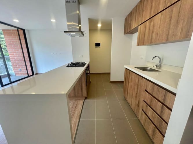Apartamento de 2 alcobas en venta en Cabecera San Antonio De Prado, Medellín, 67 m² · foto 7 de 24