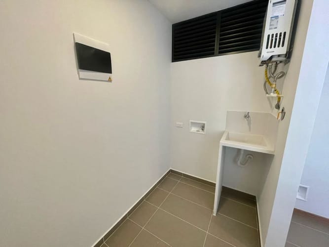 Apartamento de 2 alcobas en venta en Cabecera San Antonio De Prado, Medellín, 67 m² · foto 9 de 24