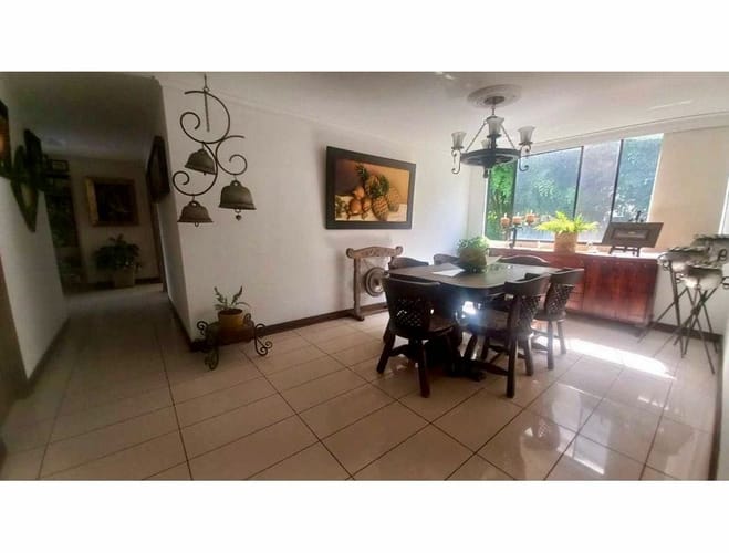 Apartamento de 3 alcobas en venta en La Florida, Medellín, 167 m² · foto 13 de 20