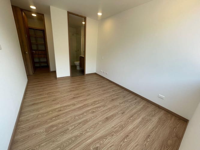 Apartamento de 2 alcobas en venta en Cabecera San Antonio De Prado, Medellín, 67 m² · foto 14 de 24