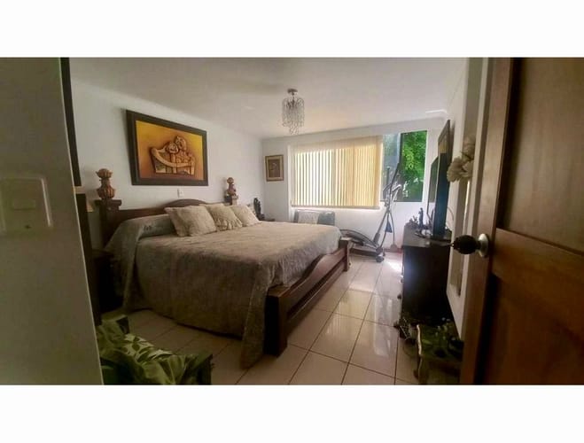 Apartamento de 3 alcobas en venta en La Florida, Medellín, 167 m² · foto 15 de 20