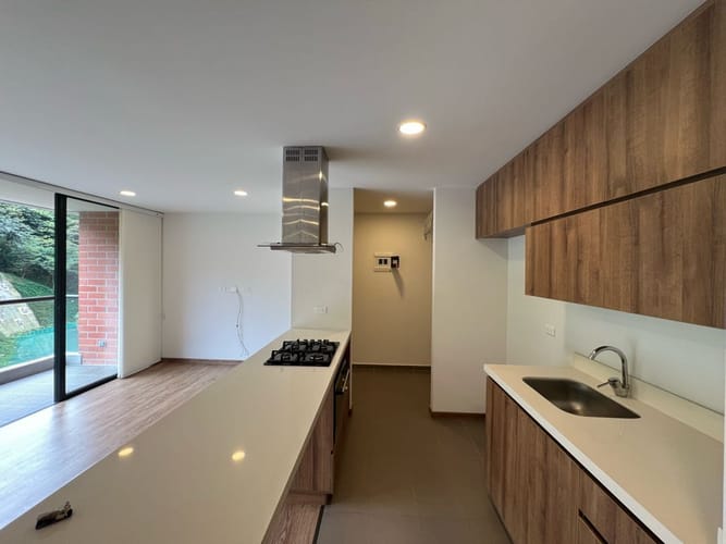 Apartamento de 2 alcobas en venta en Cabecera San Antonio De Prado, Medellín, 67 m² · foto 16 de 24