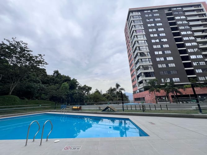 Apartamento de 2 alcobas en venta en Cabecera San Antonio De Prado, Medellín, 67 m² · foto 20 de 24