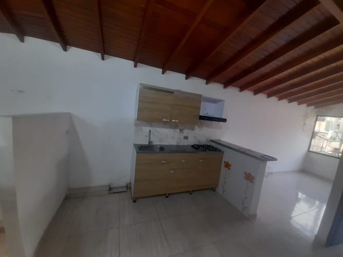 Apartamento de 3 alcobas en venta en Aures, Medellín, 50 m² · foto 3 de 15