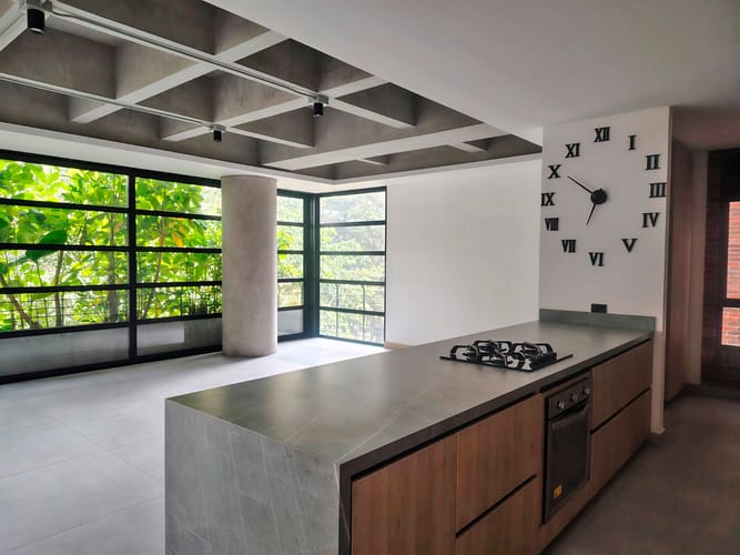 Apartamento de 4 alcobas en venta en El Diamante No. 2, Medellín, 202 m² · foto 2 de 20