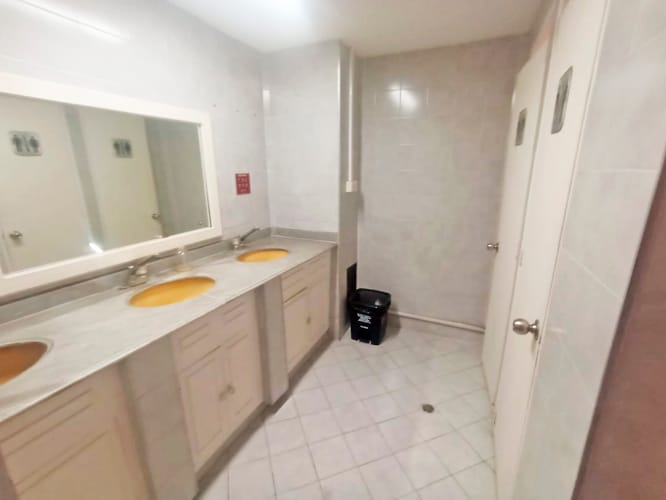 Oficina en venta en Villa Nueva, Medellín, 1000 m² · foto 12 de 20