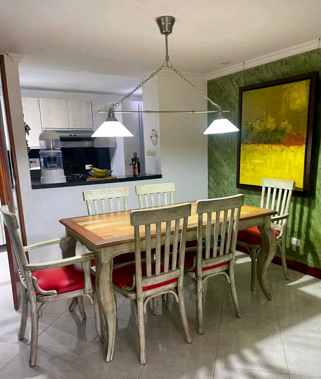 Apartamento en venta en El Poblado, Envigado · foto 2 de 12