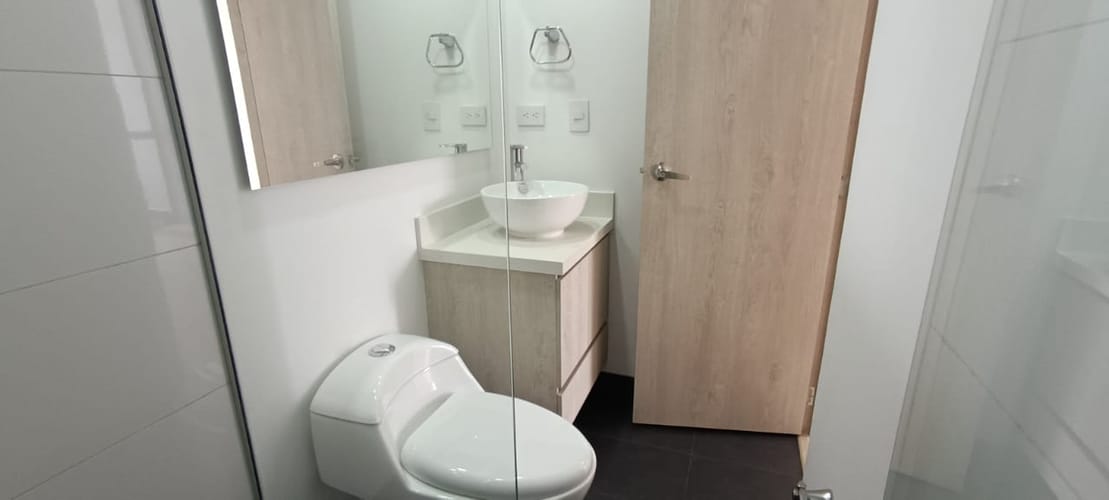Apartamento de 2 alcobas en venta en Las Lomitas, Sabaneta, 85 m² · foto 12 de 13