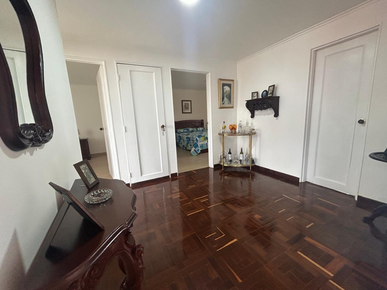 Apartamento en venta en Boston, Medellín · foto 2 de 20