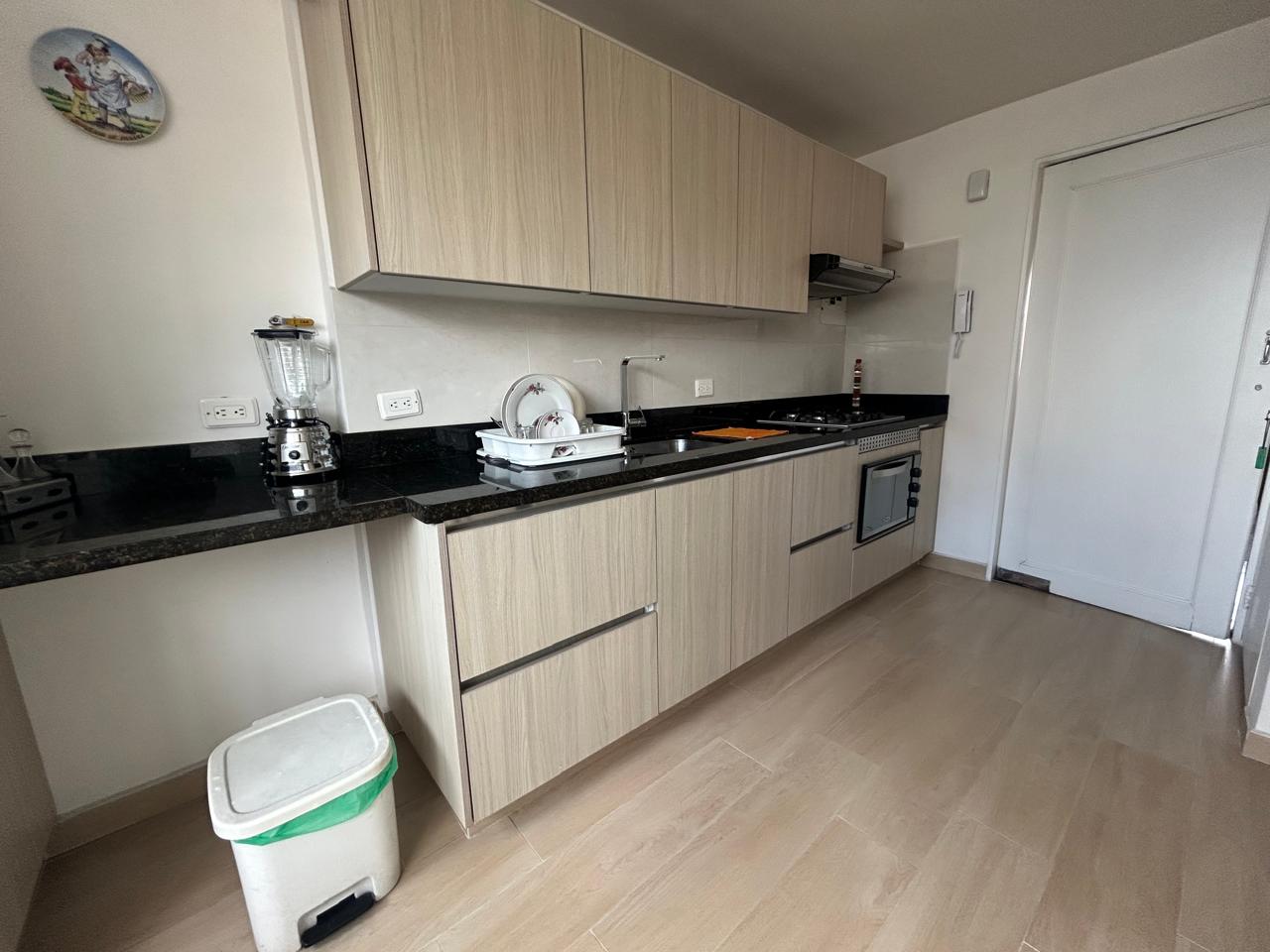 Apartamento en venta en Boston, Medellín · foto 7 de 20