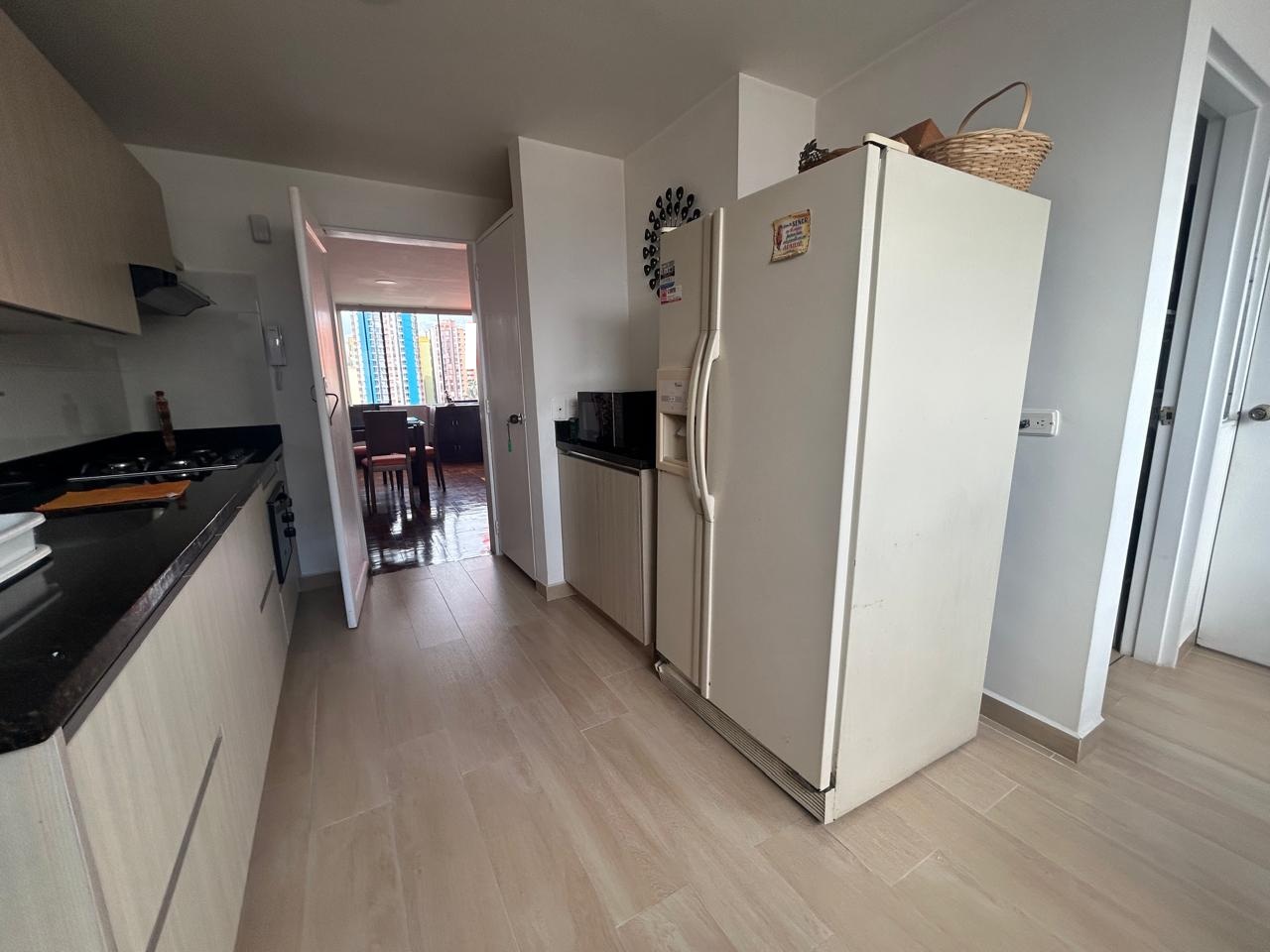 Apartamento en venta en Boston, Medellín · foto 8 de 20
