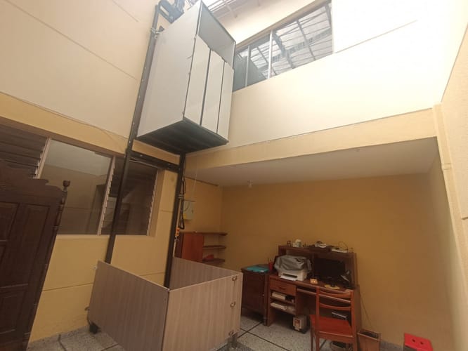 Casa de 7 alcobas en venta en Laureles, Medellín, 225 m² · foto 6 de 20