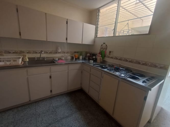 Casa de 7 alcobas en venta en Laureles, Medellín, 225 m² · foto 8 de 20