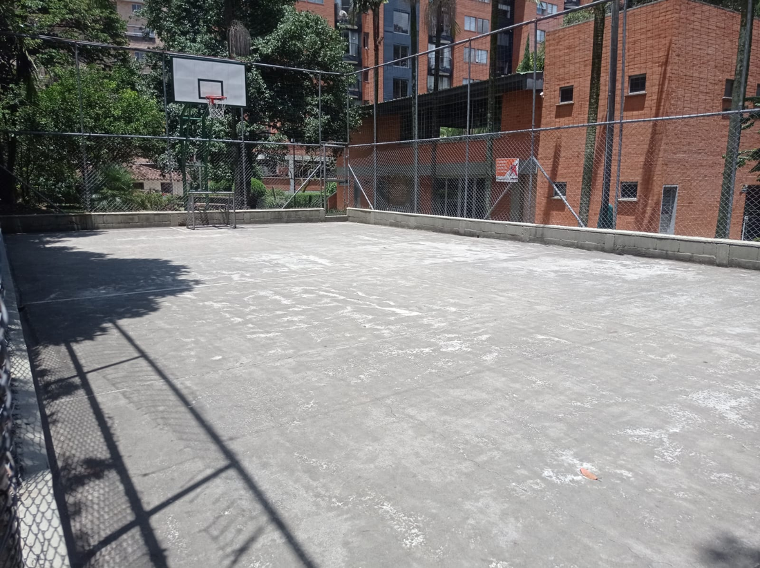 Apartamento en venta en Suramérica, Itagüí · foto 23 de 24