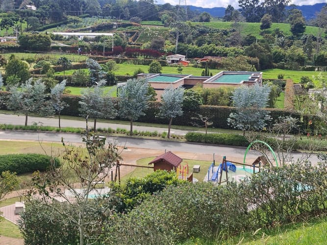 Lote en venta en Quirama, El Carmen de Viboral, 2907 m² · foto 3 de 15