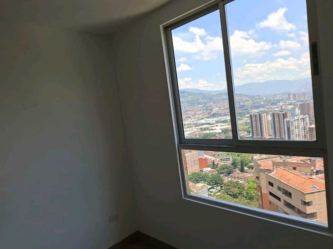 Apartamento de 3 alcobas en venta en Las Lomitas, Sabaneta, 76 m² · foto 9 de 18