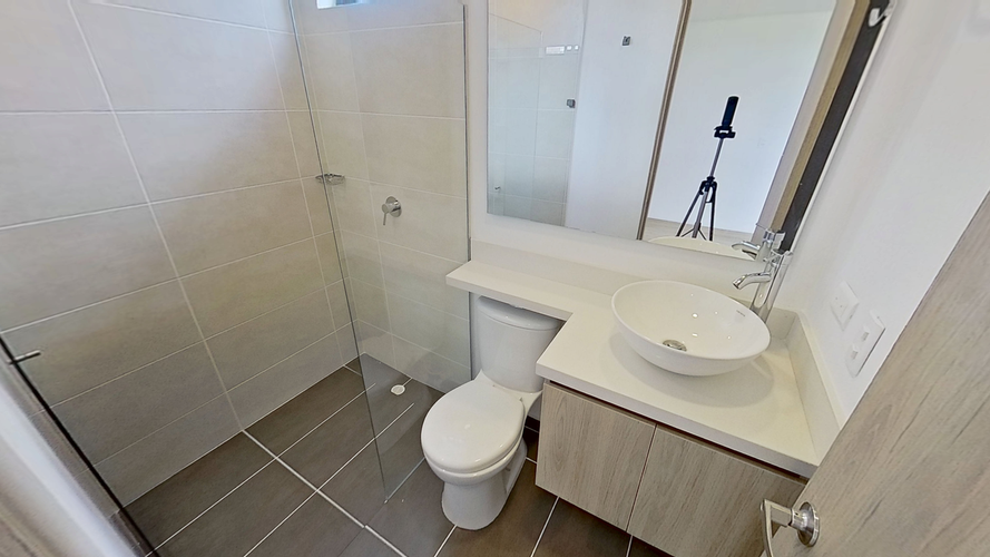 Apartamento de 2 alcobas en venta en Llano Grande, Rionegro, 74 m² · foto 2 de 10