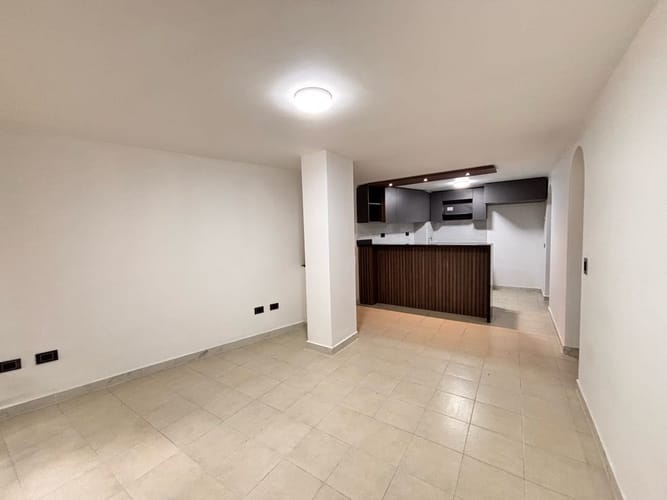 Apartamento en venta en La Candelaria, Medellín · foto 3 de 13