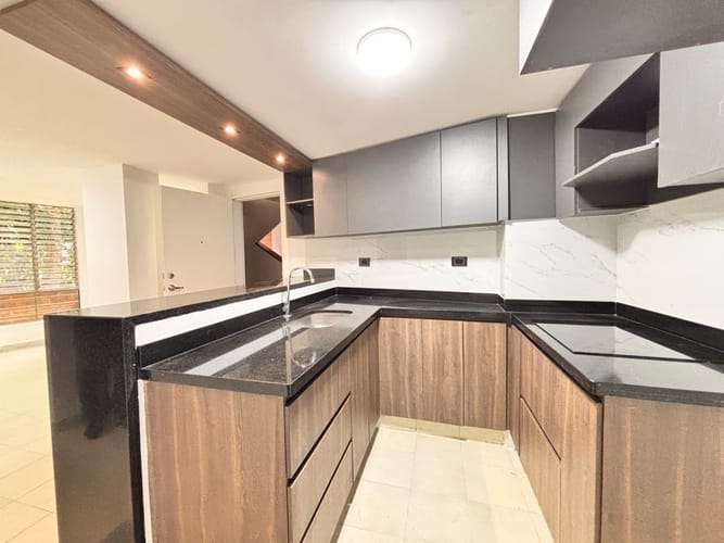 Apartamento en venta en La Candelaria, Medellín · foto 4 de 13