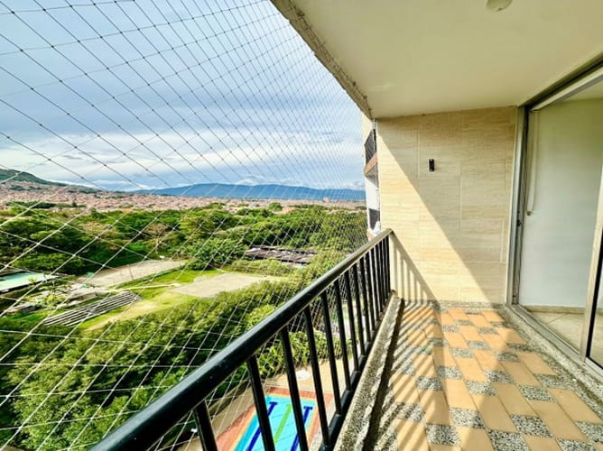 Apartamento de 3 alcobas en venta en Altamira, Medellín, 78 m² · foto 3 de 17