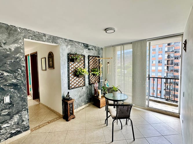 Apartamento de 3 alcobas en venta en Altamira, Medellín, 78 m² · foto 5 de 17