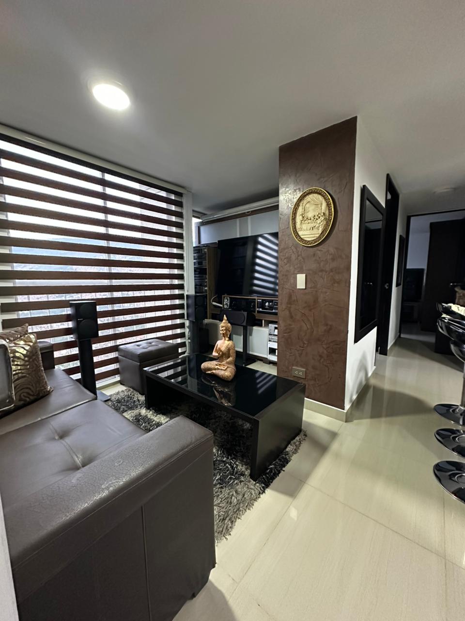 Apartamento en venta en Altos Del Poblado, Medellín · foto 5 de 18
