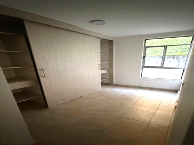 Apartamento de 3 alcobas en venta en Colasania, Medellín, 55 m² · foto 2 de 10