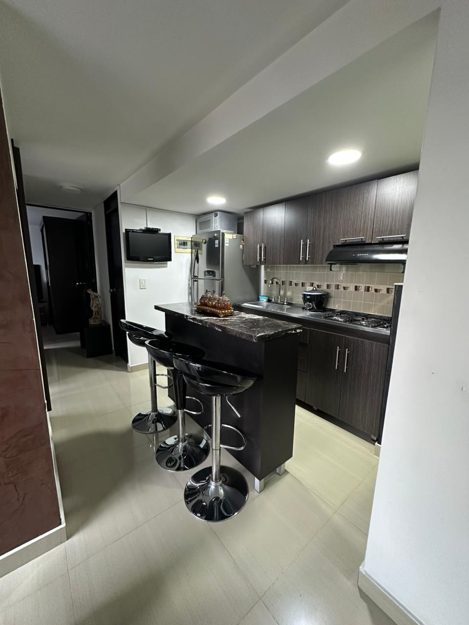 Apartamento en venta en Altos Del Poblado, Medellín · foto 9 de 18
