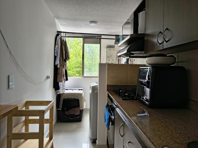 Apartamento de 3 alcobas en venta en Las Antillas, Envigado, 62 m² · foto 2 de 14