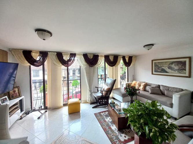 Casa de 4 alcobas en venta en Cabañas, Bello, 97 m² · foto 4 de 17